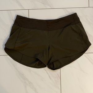 Lulu Lemon Athletics Speed Up Shorts 4” Size 8